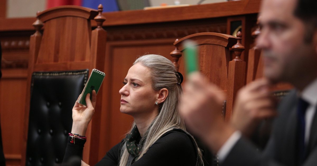 Ministrja Ismaili pas deklaratave të Berishës për autorësinë e protestës: Koha nuk ngutet, por në fund e nxjerr gjithmonë të vërtetën në dritë