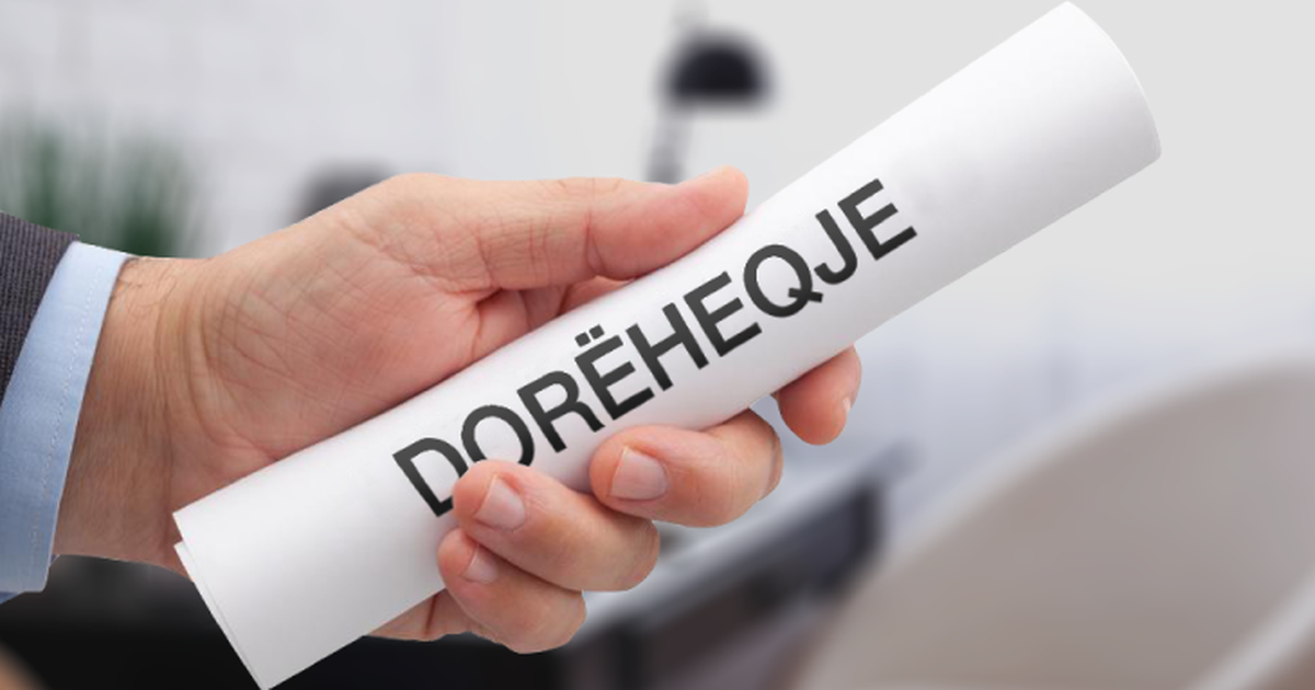 Ekskluzive: Valë dorëheqjesh në institucione