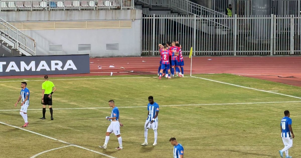 Vllaznia fiton 2-0 ndaj Tiranës në Loro Boriçi