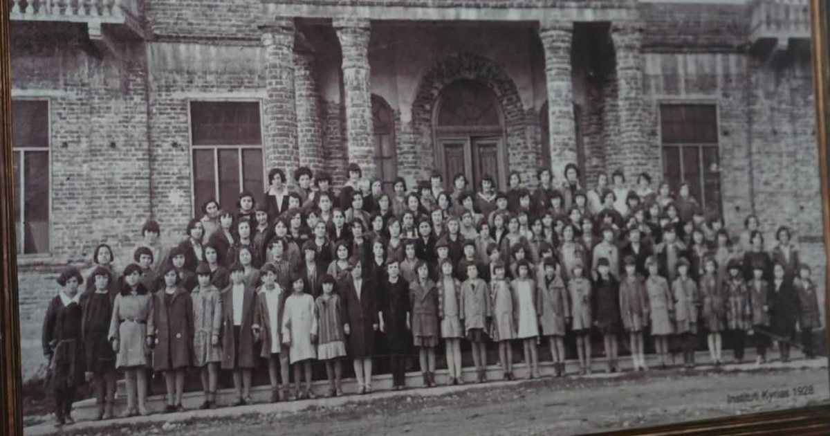 BKSH hap ekspozitën 135 vjet Shkolla e Vashave