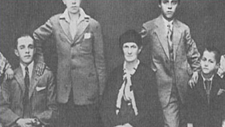 Guvernatori Foresti në Gjirokastër zbulohet biografia e panjohur e Enver Hoxhës e vitit 69 nga fondi personal