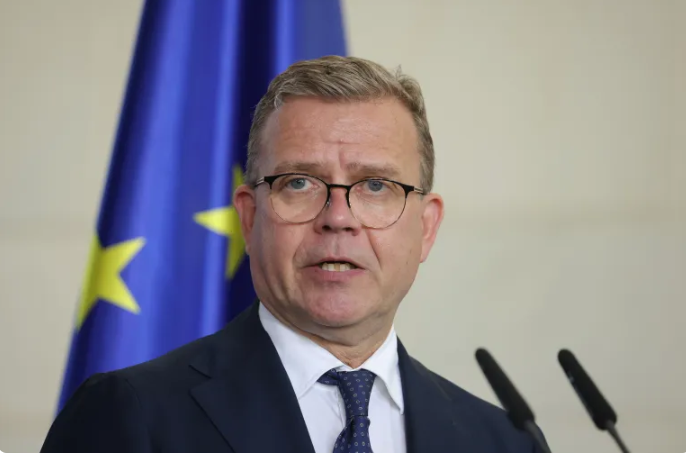 Finlanda investon 100 milionë euro për të blerë 1 milion mina dhe për të forcuar mbrojtjen e kufirit me Rusinë