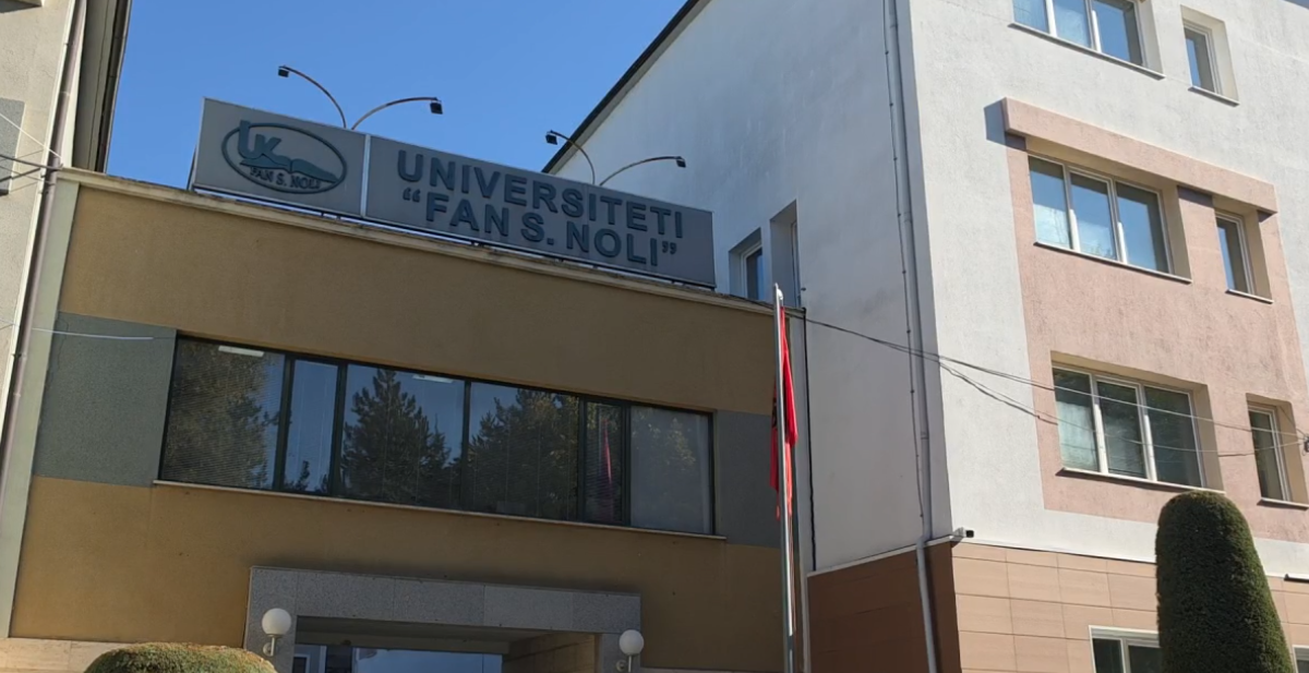 Studentët e Korçës të ndarë mes bojkotit dhe vijimit të mësimit, pa vendim për protestën
