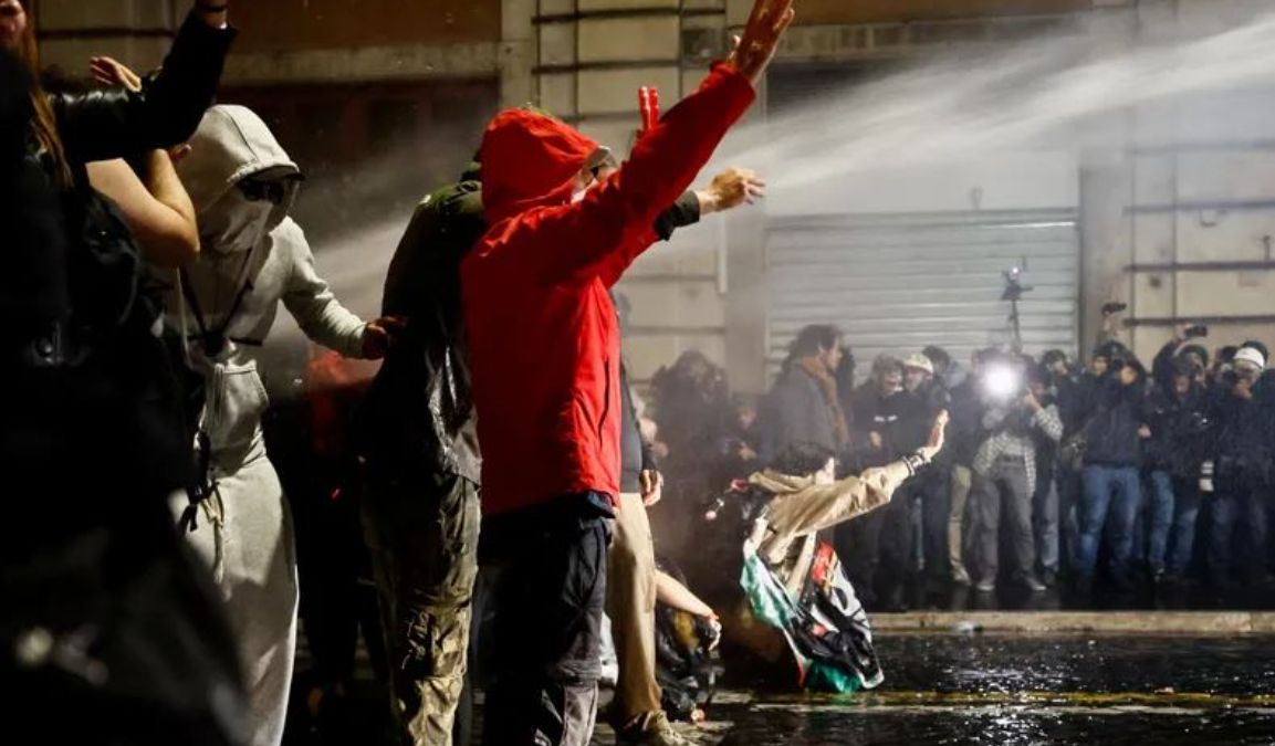 Protestat kundër Ramës jehonë në Gjermani, të rinjtë kërkojnë dorëheqjen e kryeministrit