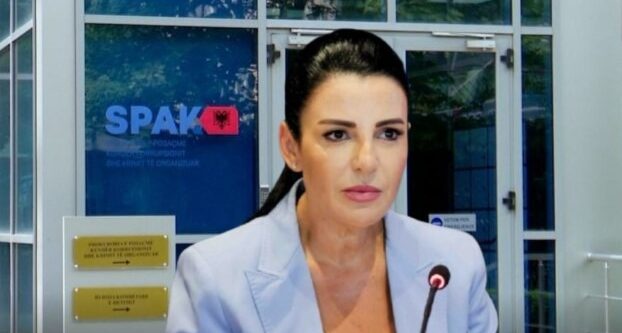 Balluku paraqitet në SPAK, zgjatet hetimi deri në janar 2027