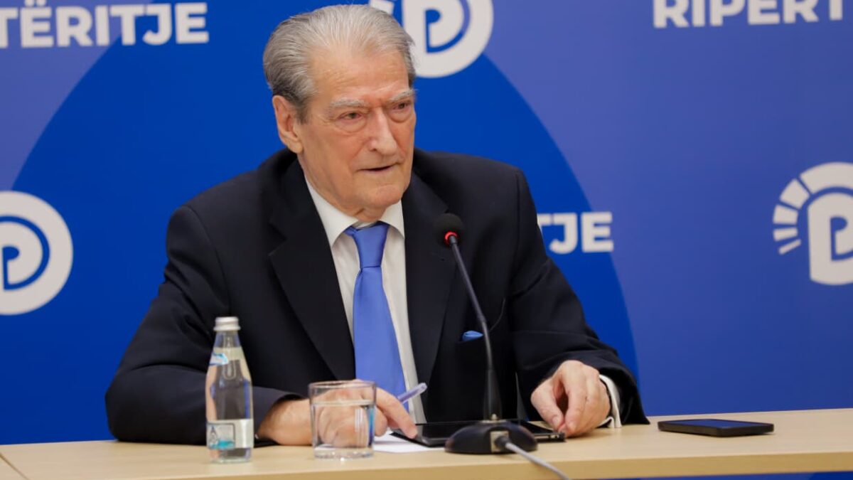 Berisha kundër ligjit për guvernatorin, akuzon Ramën për interesa personale