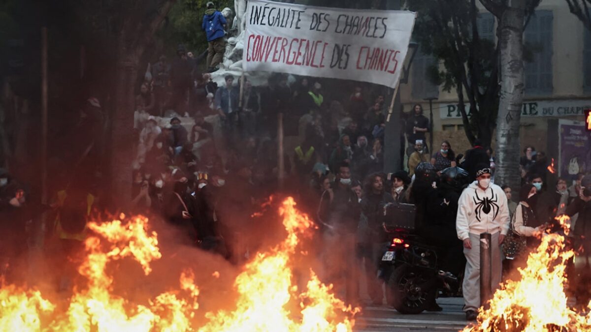 Franca në kaos, mijëra arrestime dhe protesta të dhunshme në Europë