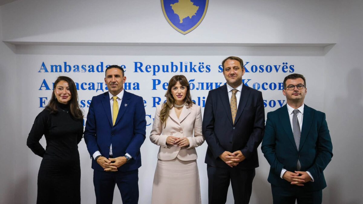 Haxhiu diskuton me kryetarët shqiptarë në Maqedoninë e Veriut