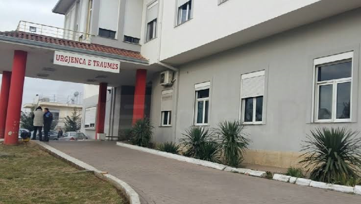 Erjon Vishkulli kalon operacionin në sy, mjekët ndjekin gjendjen