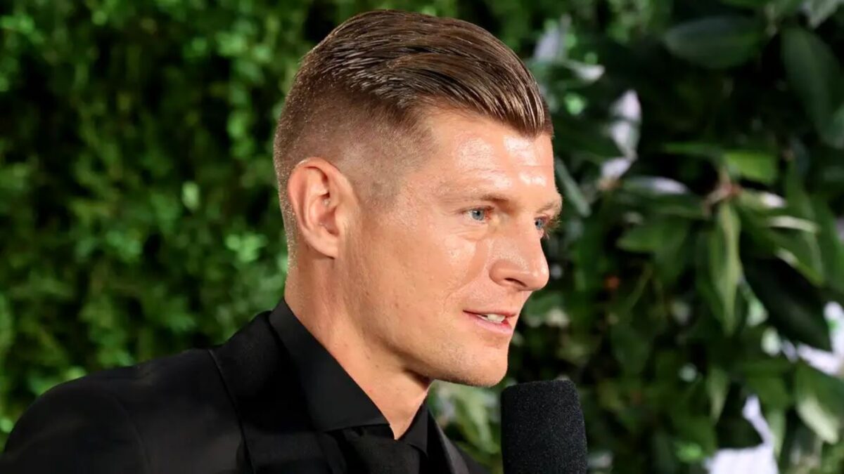 Kroos zbulon favoritin e tij për Topin e Artë