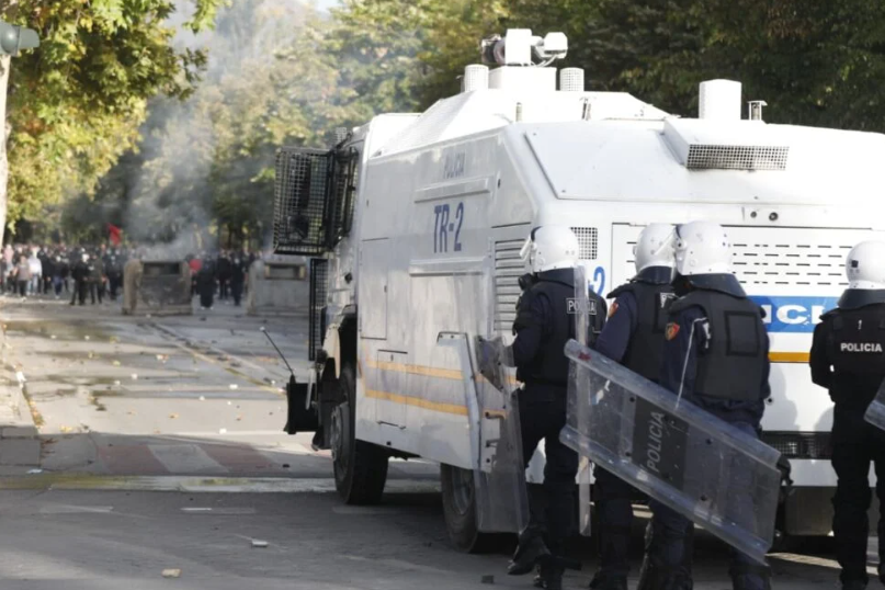 AGSH raporton 50 sulme ndaj gazetarëve në 12 ditë, shumica lidhen me Policinë