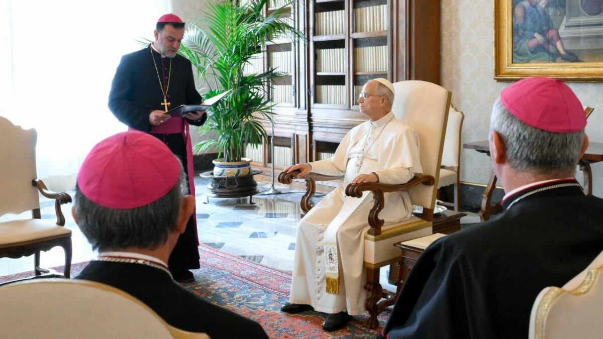 Papa Leoni XIV pret në Romë ipeshkvijtë shqiptarë