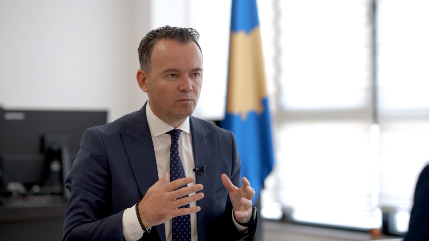 Peci kërcënon me kallëzim penal zyrtarët e LDK-së pas dy vitesh shpifje