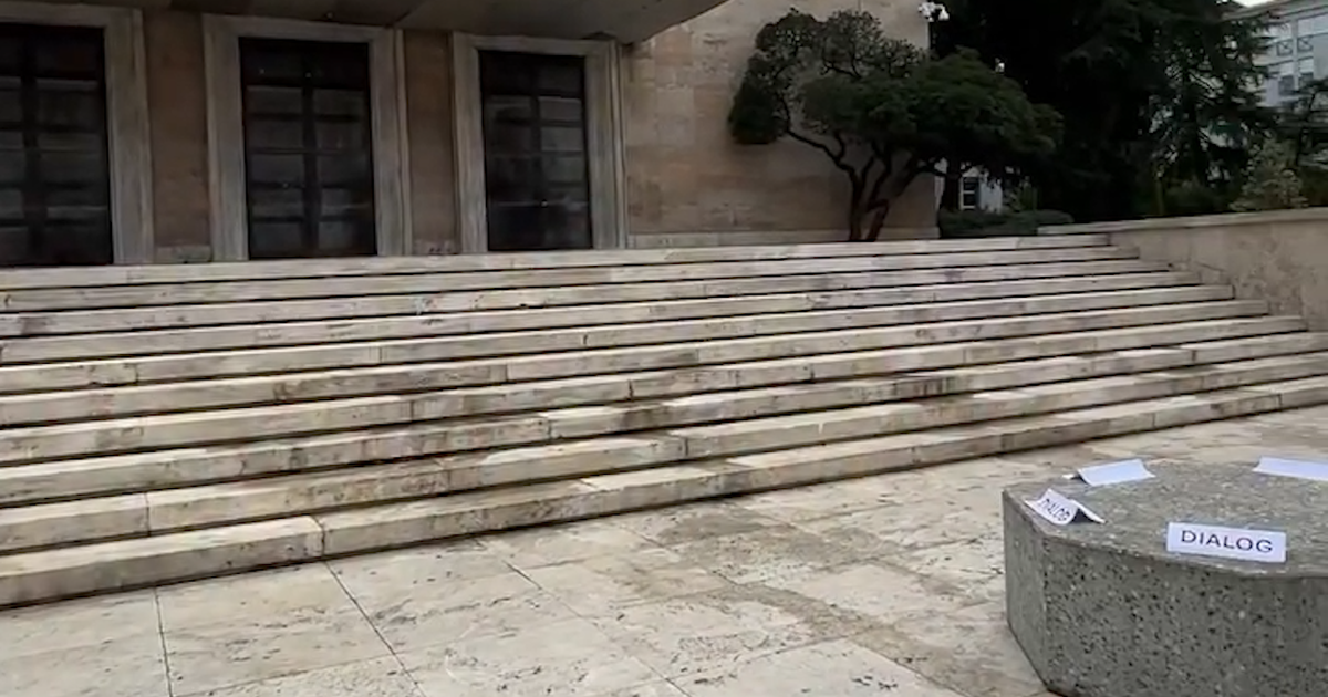 Pedagogët harrojnë studentët pas 24 tetorit, çfarë ndodhi me protestën