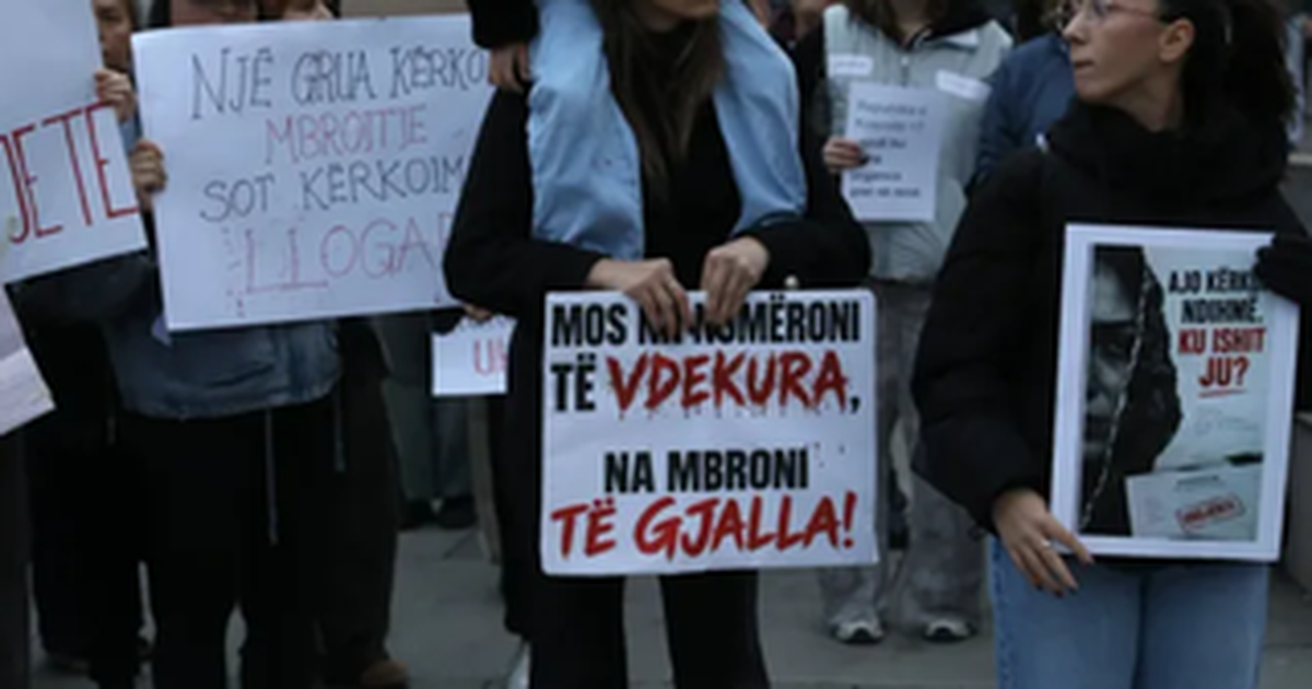 Protestë në Pejë për vrasjen e Arlinda Zekajt, qytetarët kërkojnë drejtësi