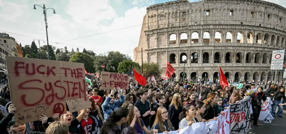 Qindra mijëra protestojnë kundër qeverisë Meloni në Itali