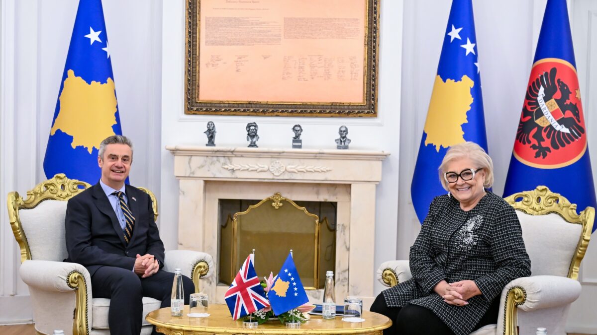 Shiroka priti ambasadorin Hargreaves për thellimin e bashkëpunimit