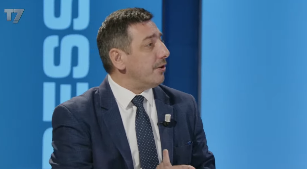 Uran Ismaili, Përparim Gruda dhe Enver Hoxhaj, emrat që përmend Valon Syla si kandidatë për kryetar të PDK-së