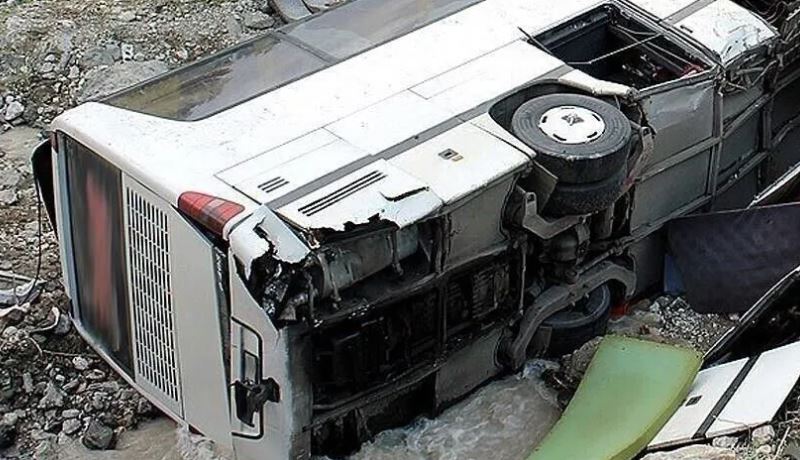 Përplasje e rëndë mes autobusit dhe kamionit në Egjipt, 12 të vdekur dhe 30 të plagosur